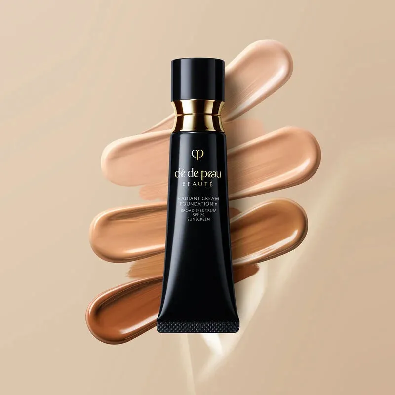 Clé de Peau Beauté Radiant Cream Foundation