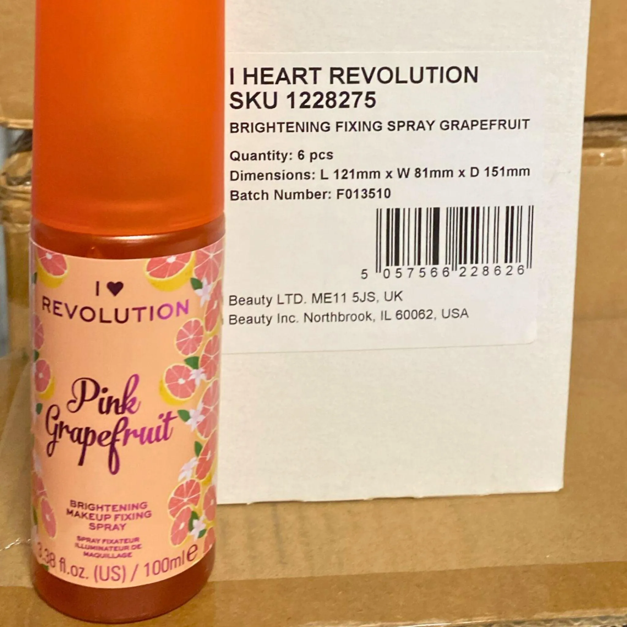 I Heart Revolution Pink Grapefruit Brightening Makeup Fixing Spray 3.38OZ (35 Pcs Lot)