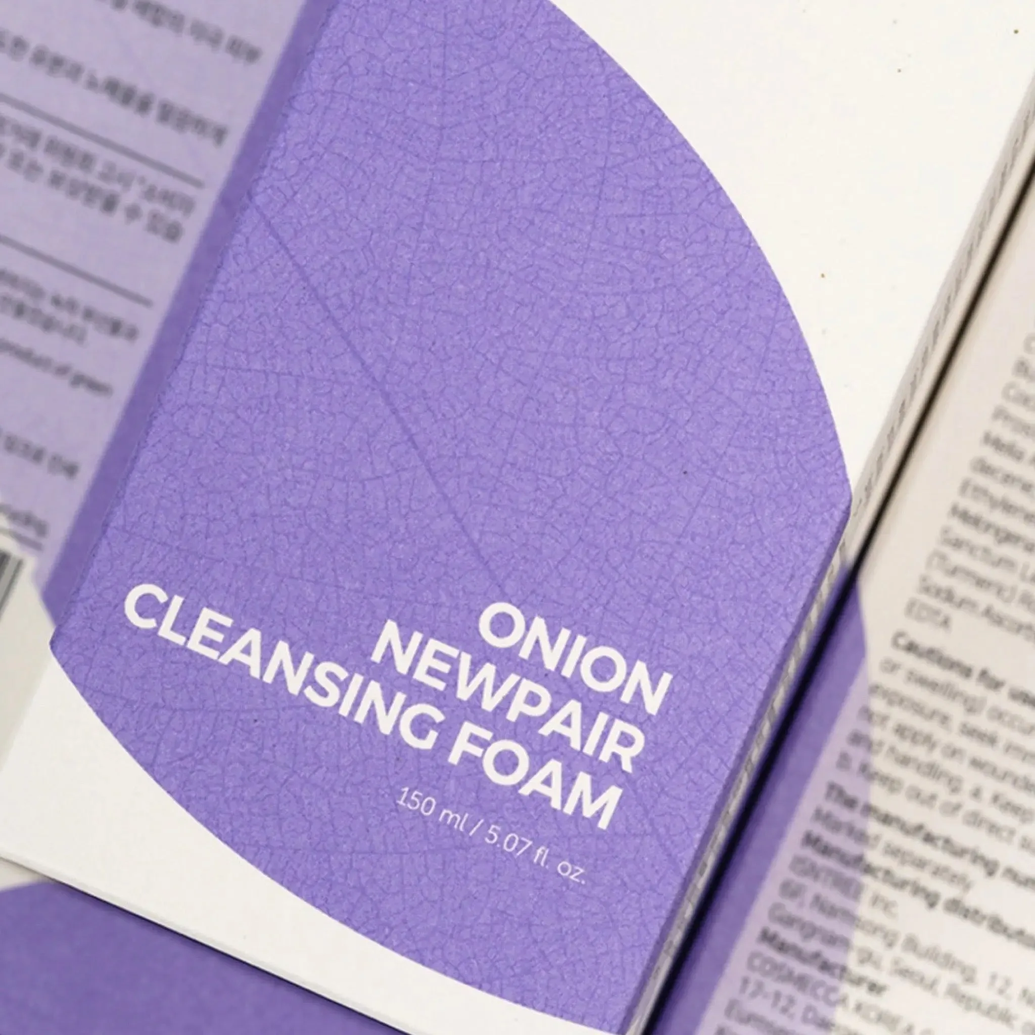 Isntree Onion Newpair Cleansing Foam 150ml