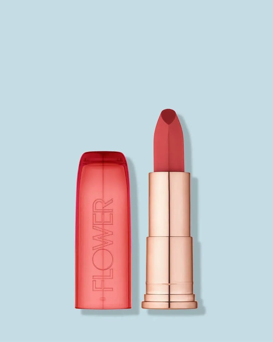 Perfect Pout Moisturizing Lipstick