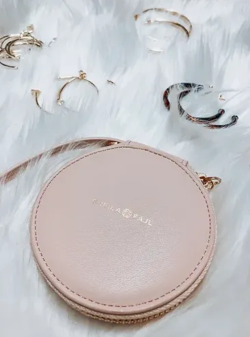 Sheila Fajl On The Go Earring Casep